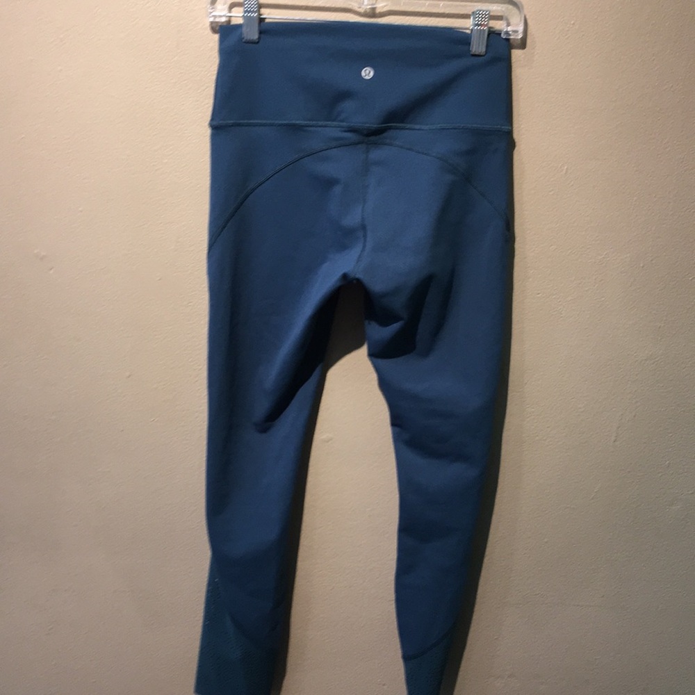 Lululemon pants - Picture 7 of 8